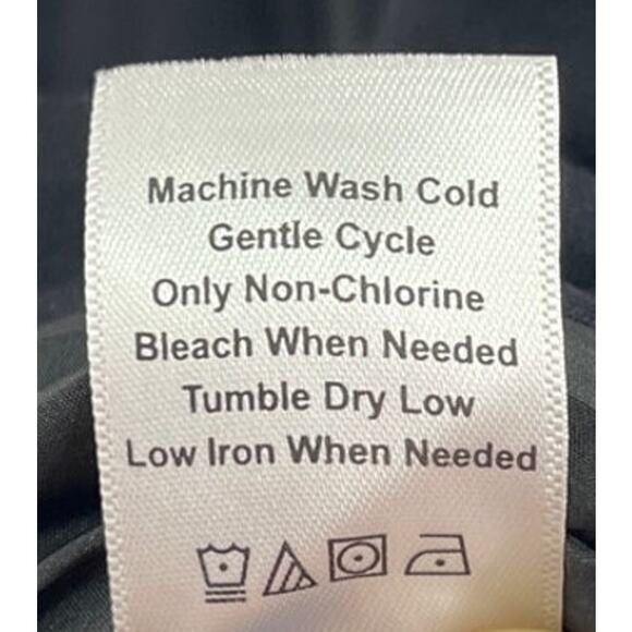 Coldwater Creek Poly Filled Black Full Zip Vest Women's XS (4-6) Seamed Layer - Picture 6 of 7